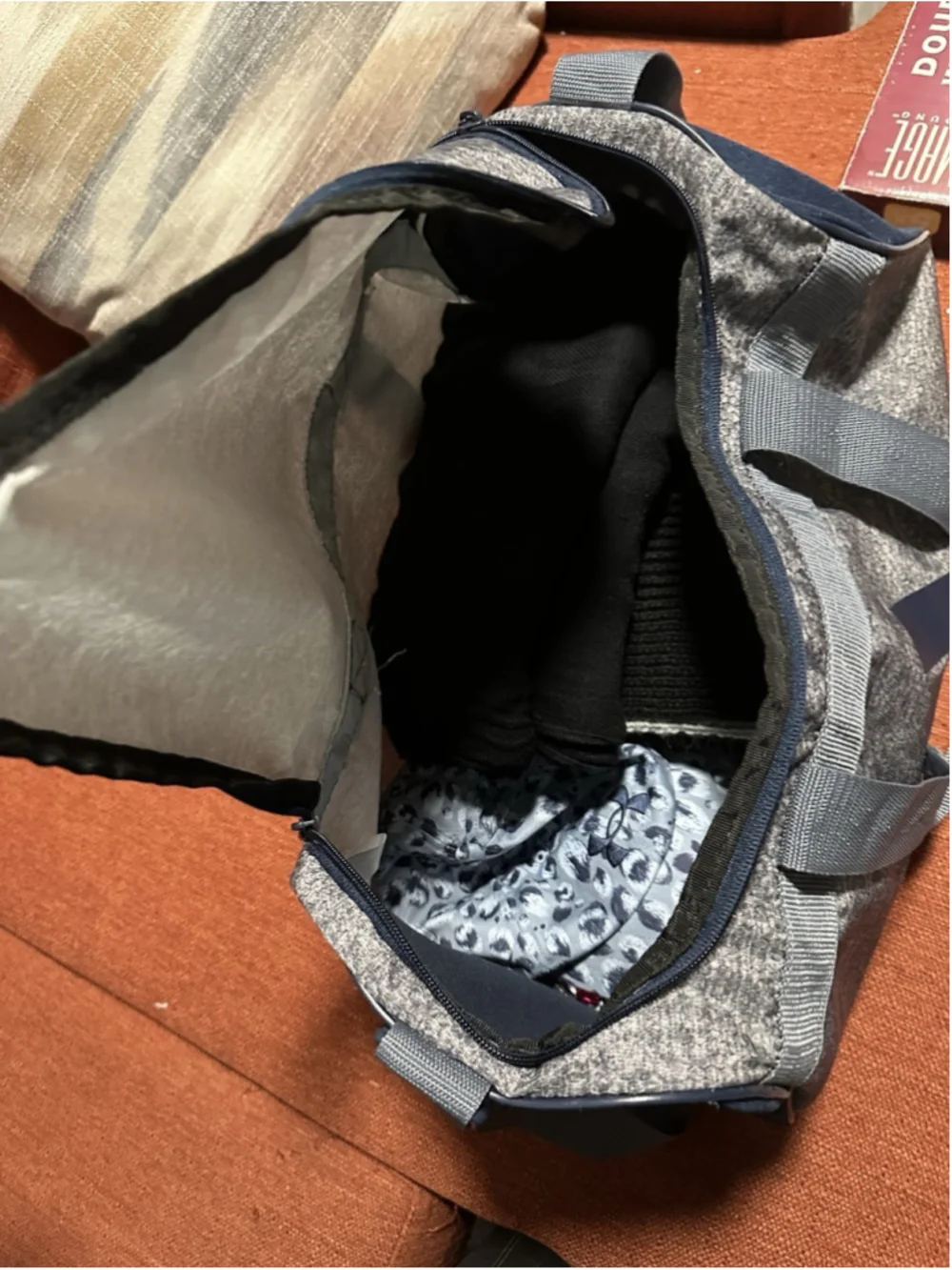 adidas Small 5L Gray/Blue Gym Bag Zip Closure Logo Polyester